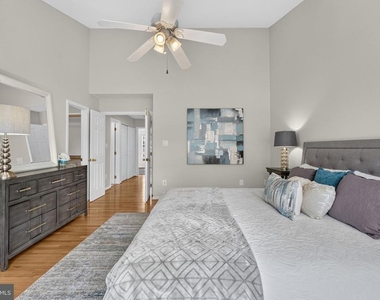 12203 Tenbury Terrace - Photo Thumbnail 55