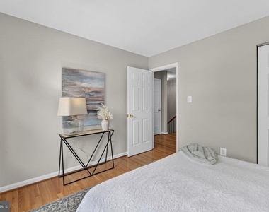 12203 Tenbury Terrace - Photo Thumbnail 67
