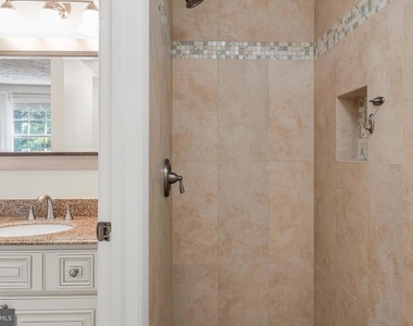 7973 Tyson Oaks Circle - Photo Thumbnail 29