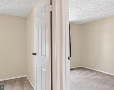 7973 Tyson Oaks Circle - Photo Thumbnail 31