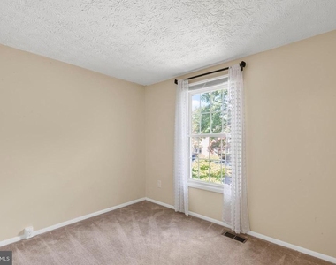 7973 Tyson Oaks Circle - Photo Thumbnail 35