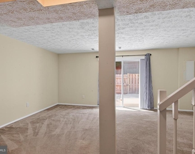 7973 Tyson Oaks Circle - Photo Thumbnail 42