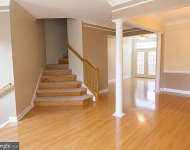 6240 Levi Court - Photo Thumbnail 4