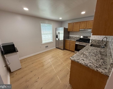 8049 Saint Annes Court - Photo Thumbnail 2