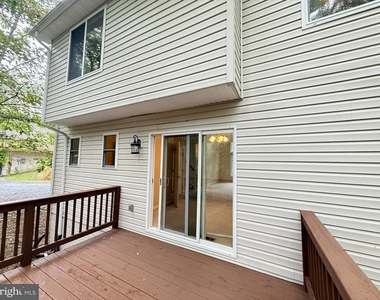 1234 Lakeview Drive - Photo Thumbnail 15