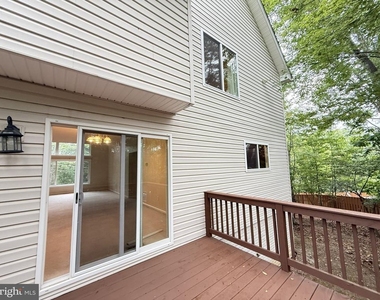1234 Lakeview Drive - Photo Thumbnail 14