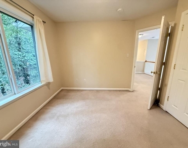 1234 Lakeview Drive - Photo Thumbnail 26