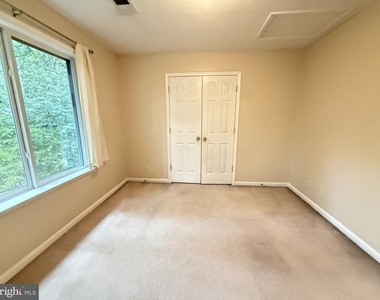 1234 Lakeview Drive - Photo Thumbnail 20