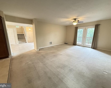 1234 Lakeview Drive - Photo Thumbnail 9