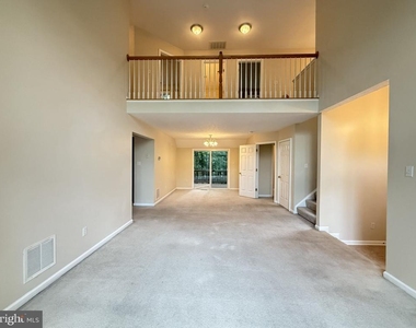 1234 Lakeview Drive - Photo Thumbnail 7