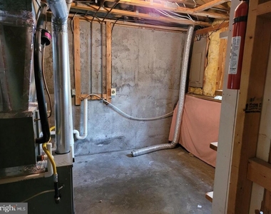 104 Township Court - Photo Thumbnail 35
