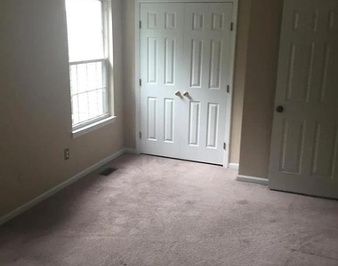 104 Township Court - Photo Thumbnail 16
