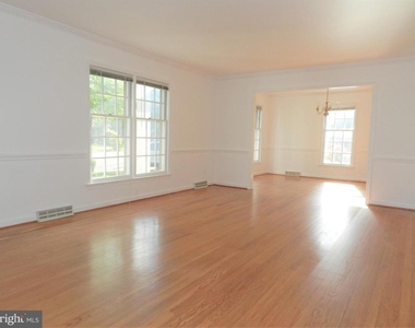 108 Wilderness Lane - Photo Thumbnail 8