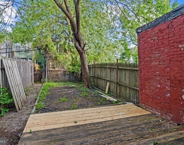 3553 Emerald Street - Photo Thumbnail 12