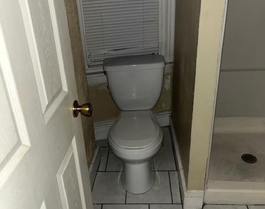 5634 Walnut Street - Photo Thumbnail 8