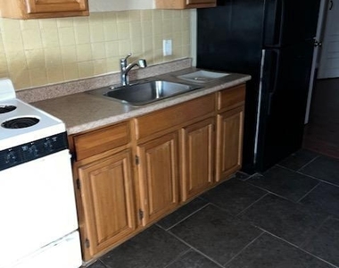 5634 Walnut Street - Photo Thumbnail 12