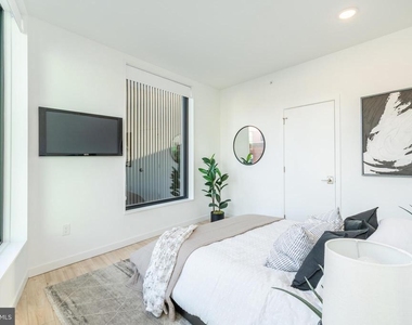 1131 N Front Street - Photo Thumbnail 22
