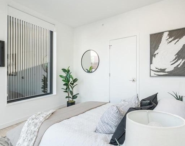 1131 N Front Street - Photo Thumbnail 23