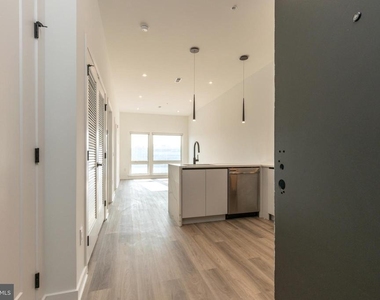 3120 W Jefferson Street - Photo Thumbnail 13