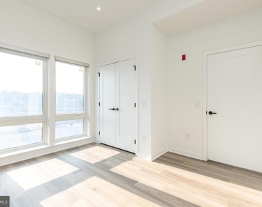 3120 W Jefferson Street - Photo Thumbnail 17