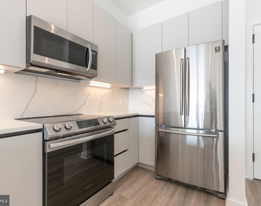 3120 W Jefferson Street - Photo Thumbnail 11