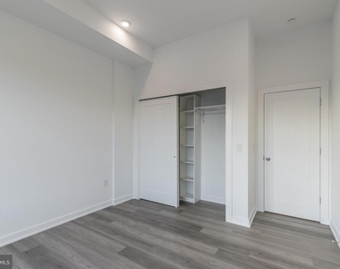 710 N 16th Street - Photo Thumbnail 16