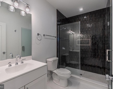 710 N 16th Street - Photo Thumbnail 18