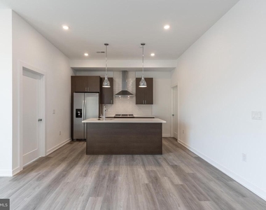 710 N 16th Street - Photo Thumbnail 12