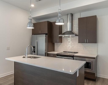 710 N 16th Street - Photo Thumbnail 11