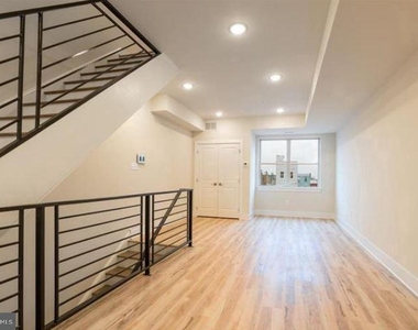 2531 N Mascher Street - Photo Thumbnail 21