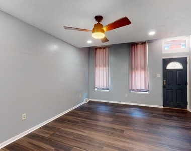 652 N 36th Street - Photo Thumbnail 14