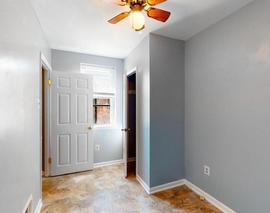 652 N 36th Street - Photo Thumbnail 12