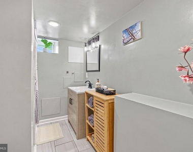 7002 Cedar Park Avenue - Photo Thumbnail 15