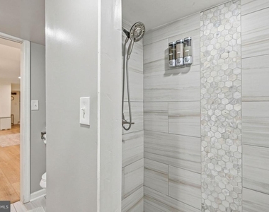 7002 Cedar Park Avenue - Photo Thumbnail 16