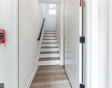 4061 Powelton Avenue - Photo Thumbnail 3