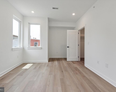 4061 Powelton Avenue - Photo Thumbnail 9