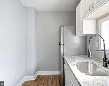 1631 S Etting Street - Photo Thumbnail 10