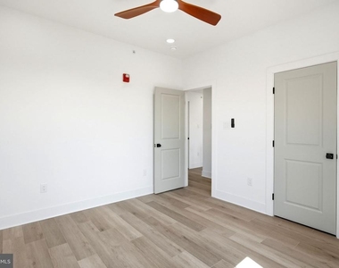 1720 N 24th Street - Photo Thumbnail 9