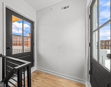 1146 N 3rd Street - Photo Thumbnail 23