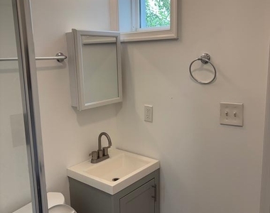 3244 N 20th Street - Photo Thumbnail 11