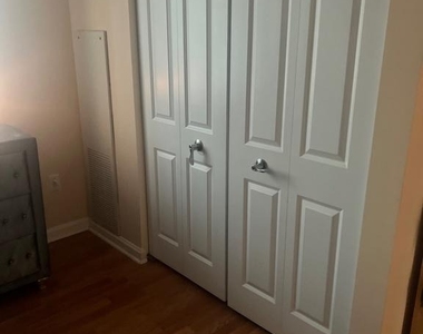 901 N Penn Street - Photo Thumbnail 7