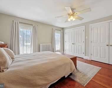 466 Conarroe Street - Photo Thumbnail 24