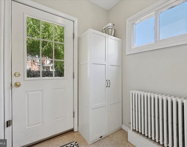 466 Conarroe Street - Photo Thumbnail 13