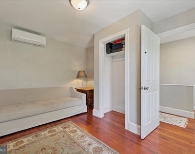 466 Conarroe Street - Photo Thumbnail 20