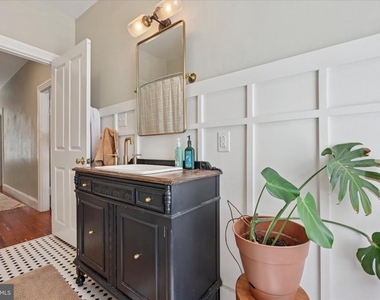 466 Conarroe Street - Photo Thumbnail 19