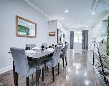 1513 S Lambert Street - Photo Thumbnail 4