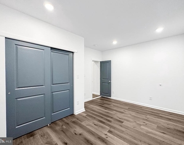 2028 W Westmoreland Street - Photo Thumbnail 8
