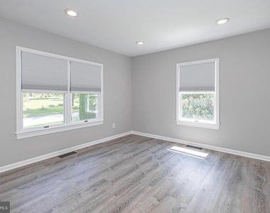 125 Richardson Road - Photo Thumbnail 16