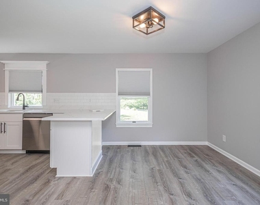 125 Richardson Road - Photo Thumbnail 13
