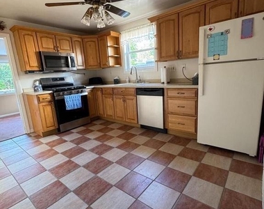 154 Wyndmoor Road - Photo Thumbnail 8